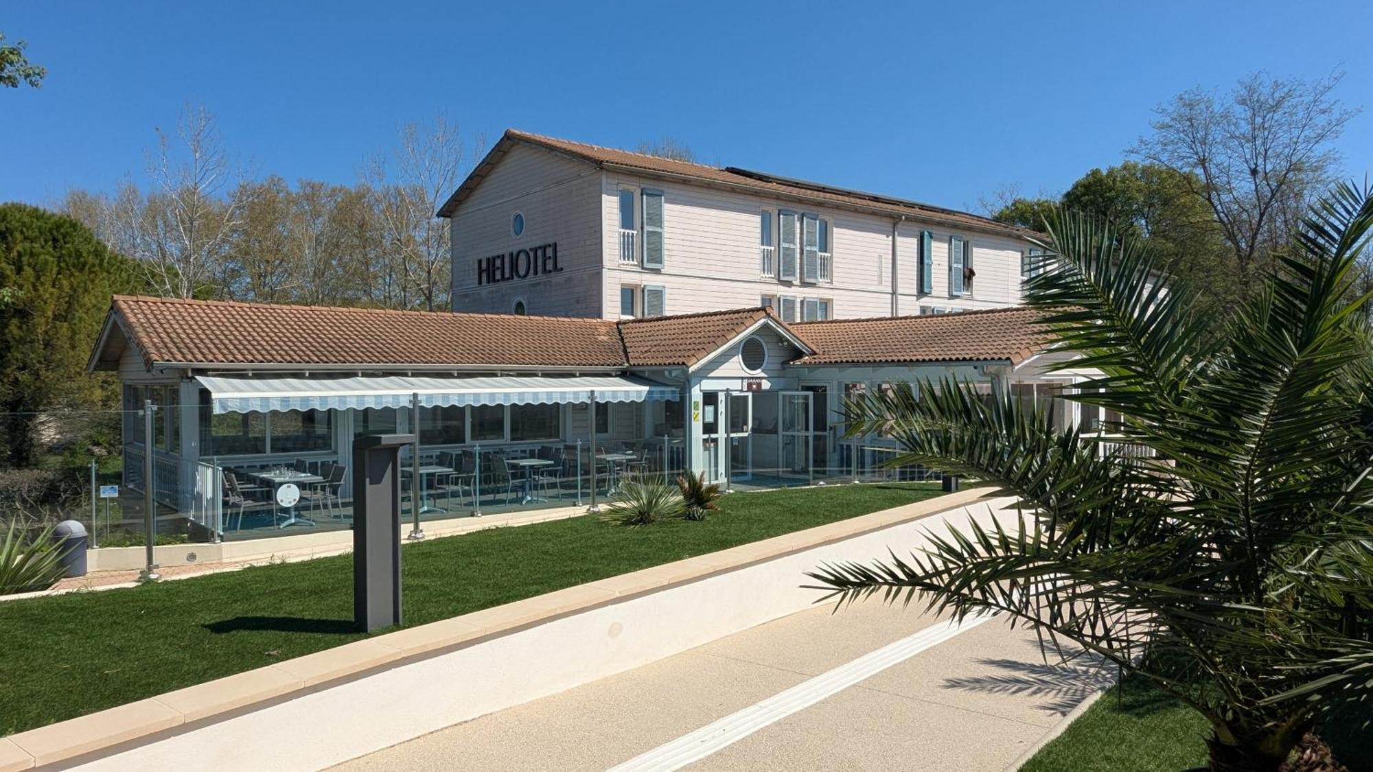 Hotel & Restaurant Heliotel Montferrier-sur-Lez Kültér fotó